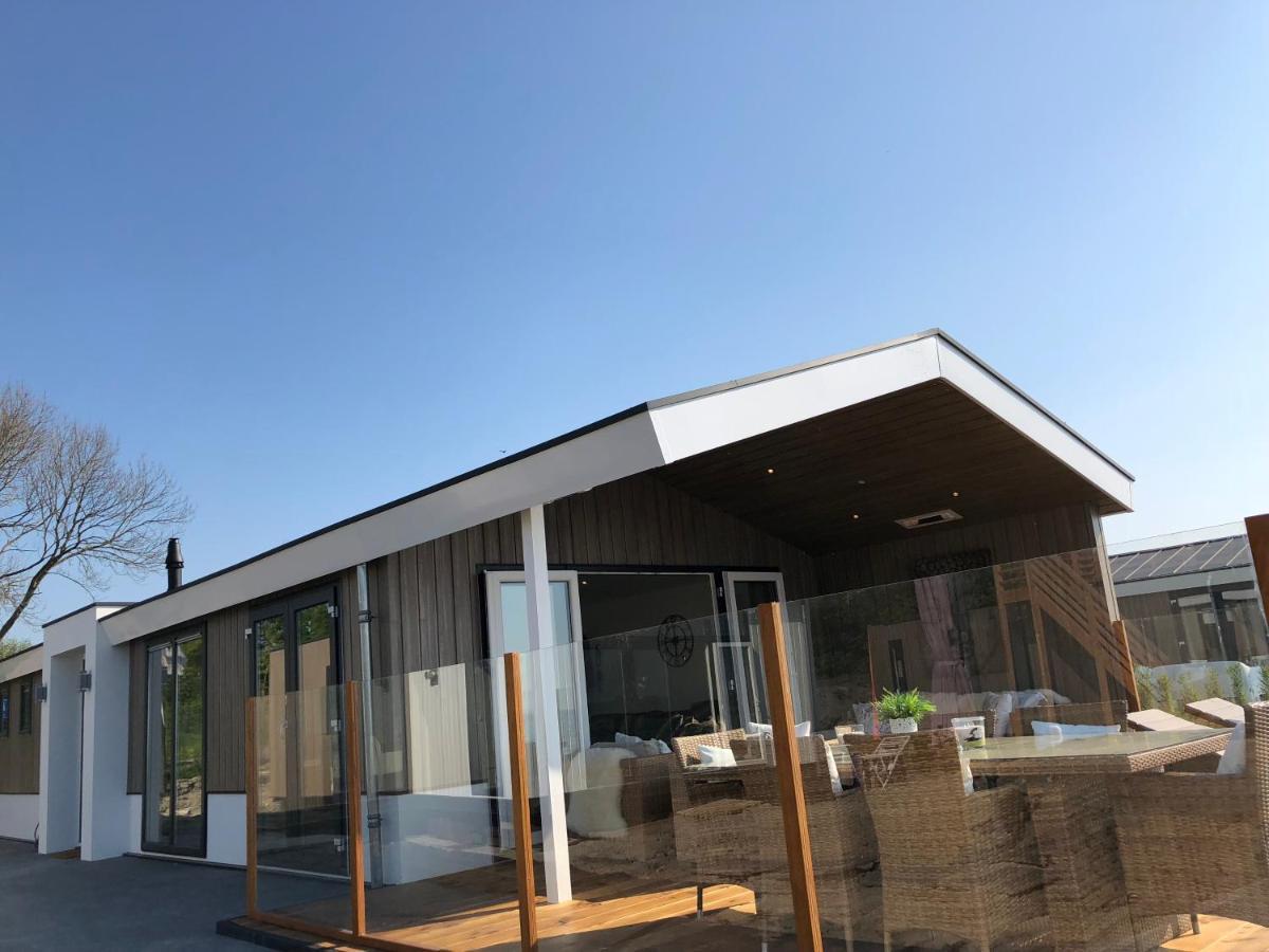 Vakantie Villa Markermeer Bovenkarspel エクステリア 写真